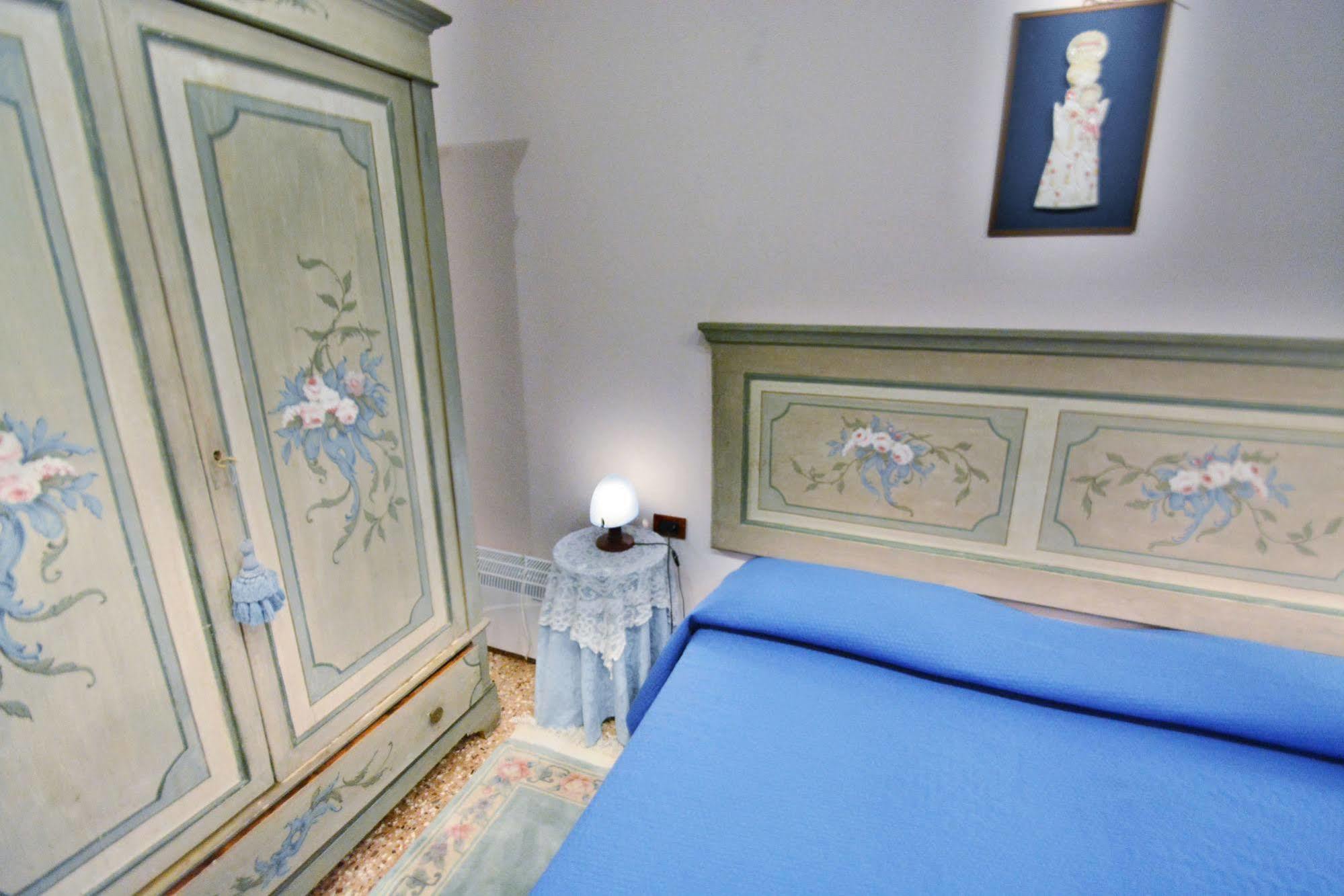 דירות ונציה Ve.N.I.Ce. Cera Casa Del Sol מראה חיצוני תמונה